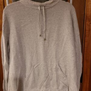 Isaac Mizrahi Gray Turtleneck Sweater with Ribbed Texture